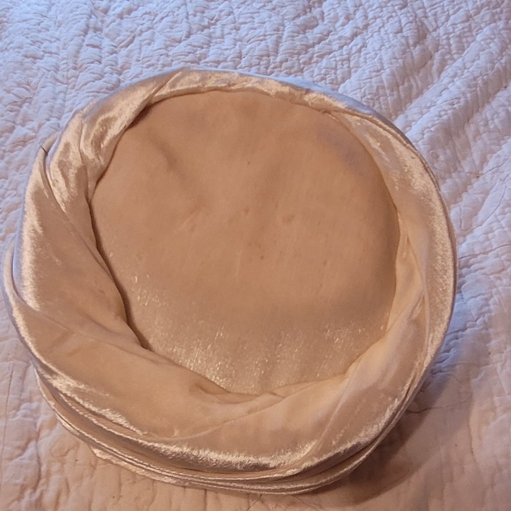 Vintage Montaldos Hat